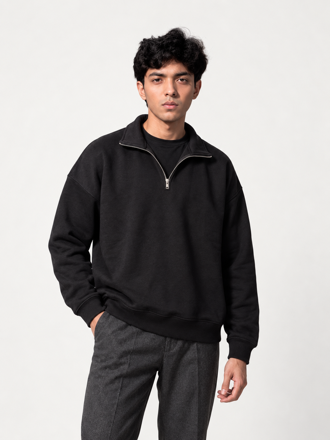 DROPLINE Essential Quarter-Zip Black